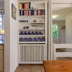 Haus *
